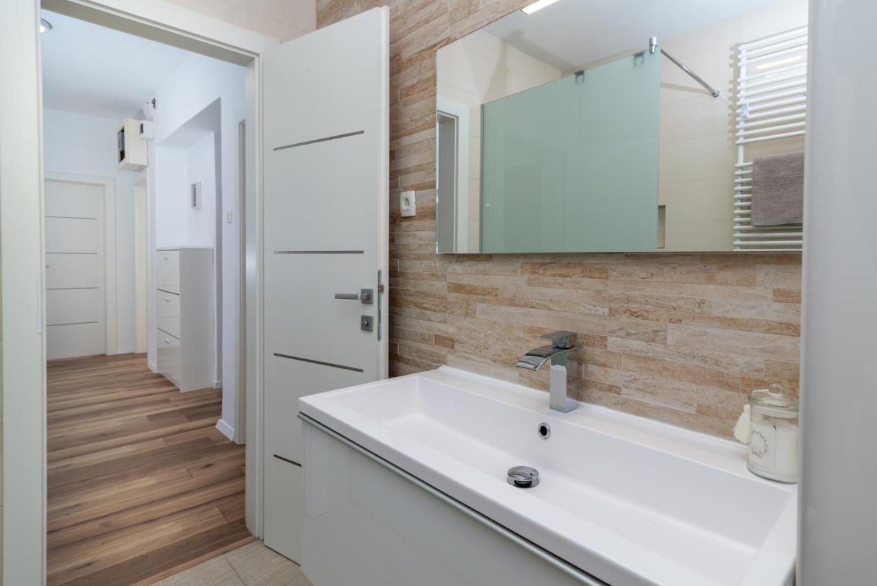 Apartman Tragos Trogir Eksteriør billede