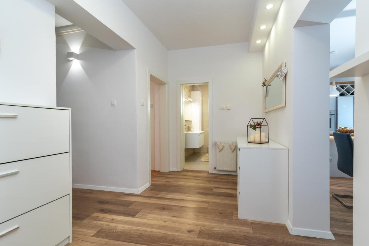 Apartman Tragos Trogir Eksteriør billede